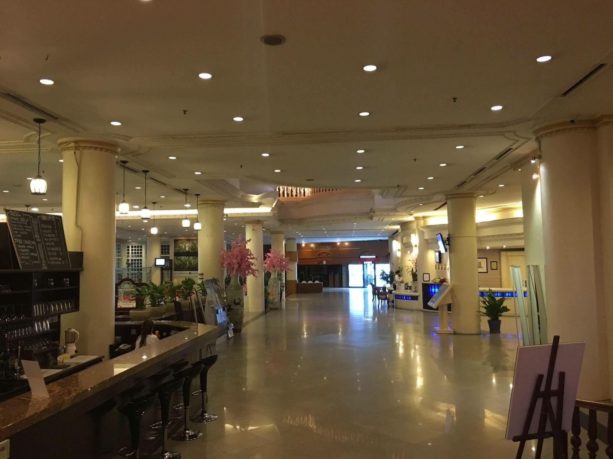 Ac Hotel By Marriott Ipoh Exterior photo