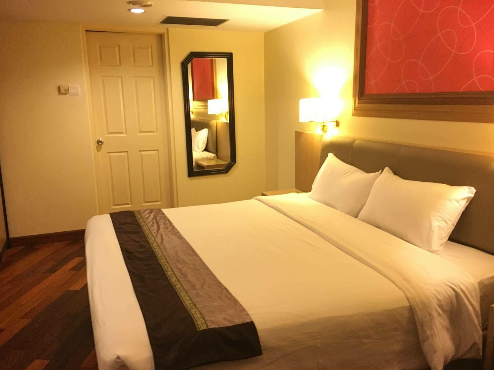 Ac Hotel By Marriott Ipoh Exterior photo